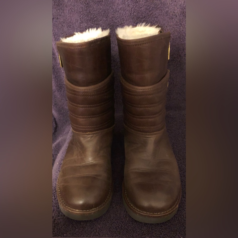 Ugg Aviva Stout Crocodile Embossed Leather Boots Size 5 - Picture 2 of 10